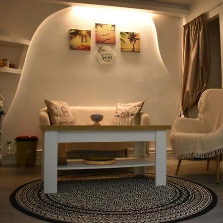 Anna'S Guesthouse คลูจ-นาโปกา ภายนอก รูปภาพ