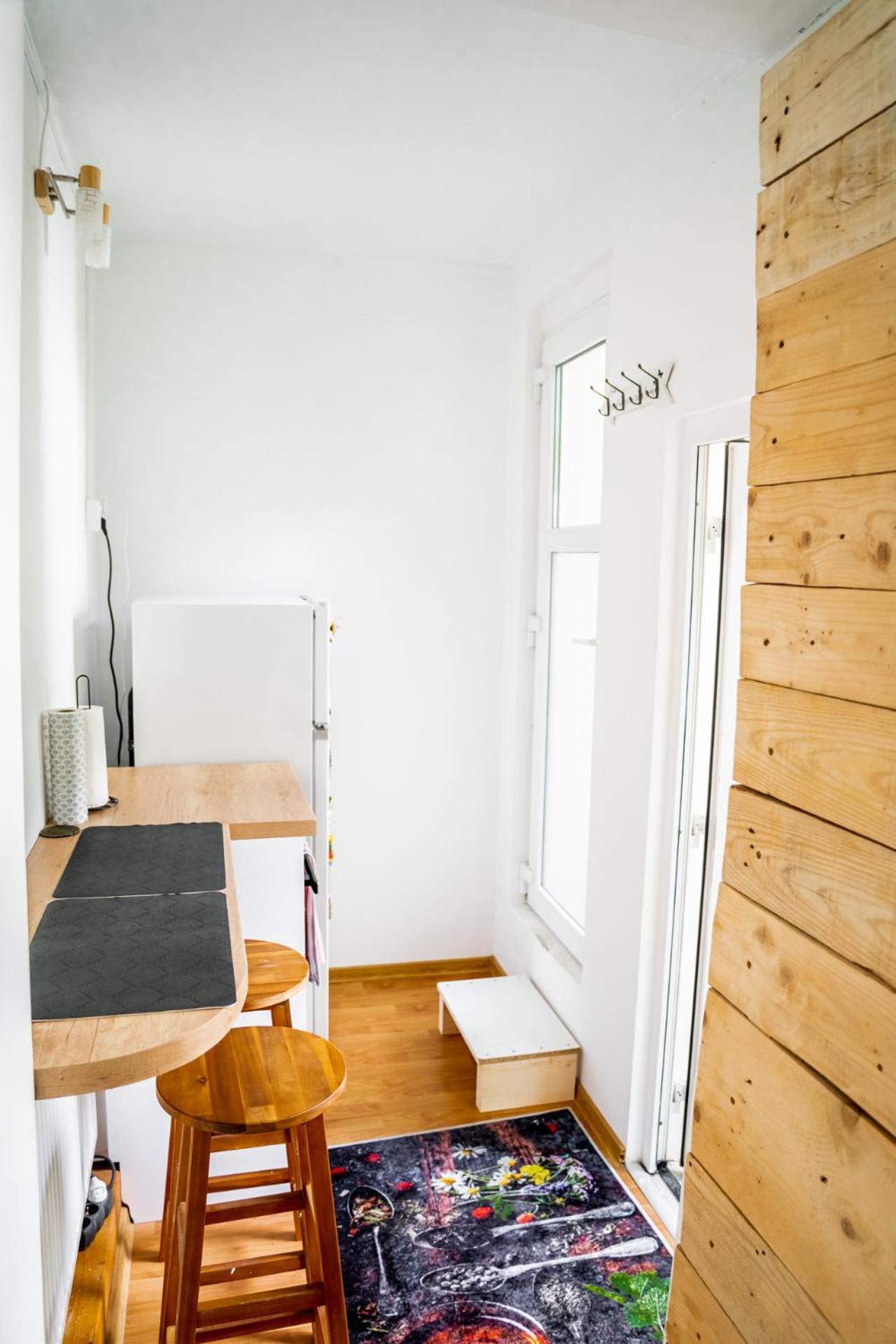 Anna'S Guesthouse คลูจ-นาโปกา ภายนอก รูปภาพ
