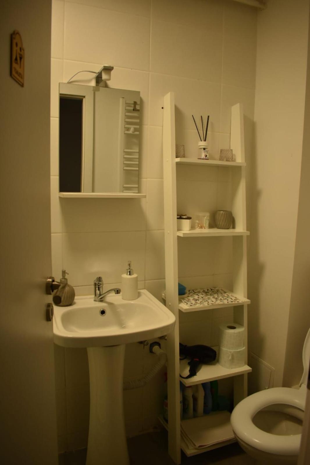 Anna'S Guesthouse คลูจ-นาโปกา ภายนอก รูปภาพ